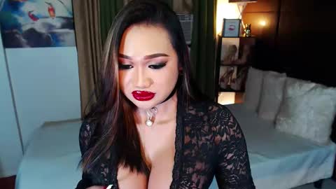 Snapshot of xxxgiganticoliviacummerxxx chatting on February 16, 9:48 pm OLIVIA online show from February 16, 9:48 pm