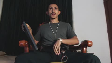 Kev online show from January 14, 8:26 pm