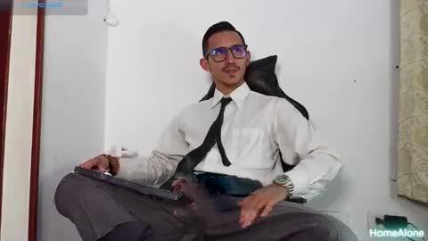 Kev online show from December 14, 7:40 pm