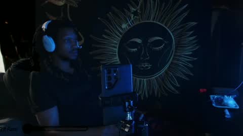 xxxjrstrokesxxx online show from February 14, 11:09 pm