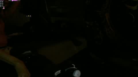 xxxjrstrokesxxx online show from February 20, 2:18 am