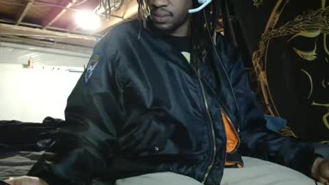 xxxjrstrokesxxx online show from February 23, 6:07 am