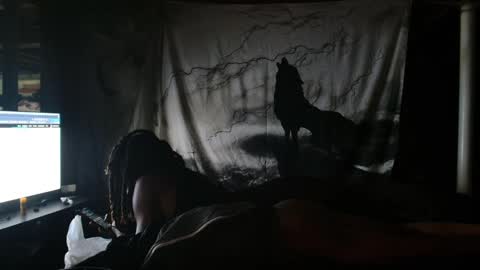 xxxjrstrokesxxx online show from September 13, 1:44 pm