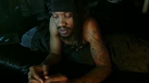 xxxjrstrokesxxx online show from September 16, 7:09 am