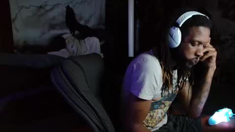 xxxjrstrokesxxx online show from October 31, 4:02 am