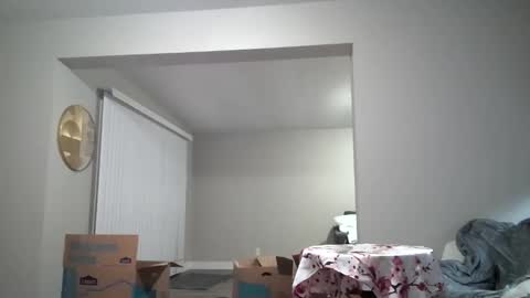 Snapshot of xxxlolalovexxx chatting on February 12, 4:51 am Lola online show from February 12, 4:51 am