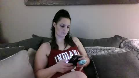 Snapshot of xxxmistymoansxxx chatting on January 8, 10:06 pm Misti online show from January 8, 10:06 pm