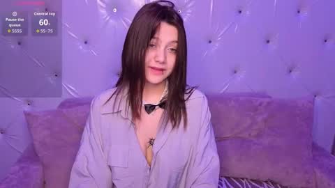 foxy online show from April 19, 5:29 am