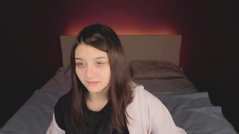 Snapshot of xxxnaughtyfoxxx chatting on May 24, 1:10 am foxy online show from May 24, 1:10 am