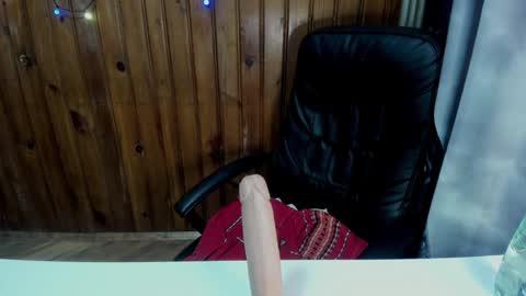 Snapshot of xxxnewlywedsxxx chatting on February 4, 8:17 pm Lana online show from February 4, 8:17 pm