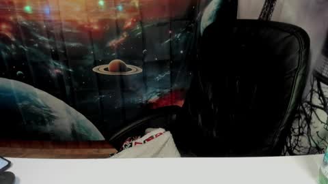 Snapshot of xxxnewlywedsxxx chatting on March 2, 10:24 am Lana online show from March 2, 10:24 am