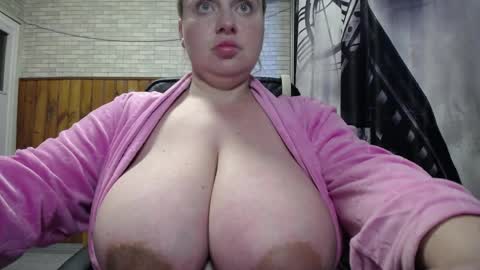 Lana online show from April 24, 4:53 pm