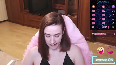Snapshot of xxxoliviafoxxx chatting on March 28, 10:31 pm xxxoliviafoxxx online show from March 28, 10:31 pm