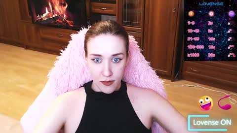 Snapshot of xxxoliviafoxxx chatting on April 9, 7:08 pm xxxoliviafoxxx online show from April 9, 7:08 pm