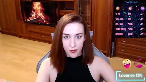 Snapshot of xxxoliviafoxxx chatting on April 14, 5:30 pm xxxoliviafoxxx online show from April 14, 5:30 pm
