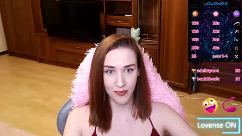 Snapshot of xxxoliviafoxxx chatting on May 7, 9:20 pm xxxoliviafoxxx online show from May 7, 9:20 pm