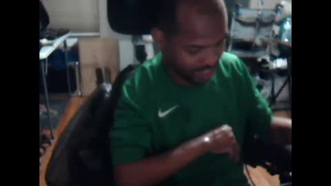 xxxonwheelz online show from February 16, 12:51 am