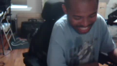 Snapshot of xxxonwheelz chatting on July 2, 12:10 am xxxonwheelz online show from July 2, 12:10 am