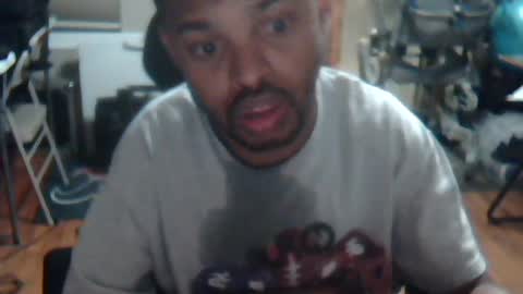 Snapshot of xxxonwheelz chatting on July 3, 3:02 am xxxonwheelz online show from July 3, 3:02 am