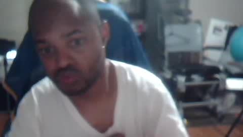 Snapshot of xxxonwheelz chatting on August 3, 6:55 pm xxxonwheelz online show from August 3, 6:55 pm