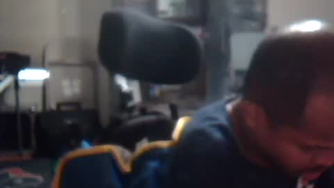 Snapshot of xxxonwheelz chatting on August 7, 10:56 pm xxxonwheelz online show from August 7, 10:56 pm