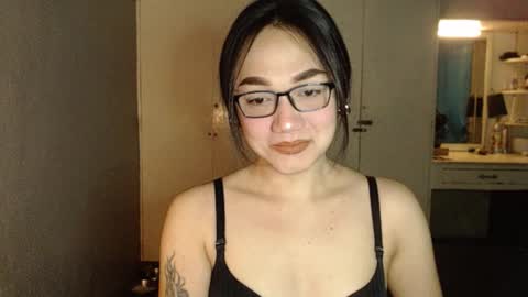 Melissa online show from February 3, 8:41 am