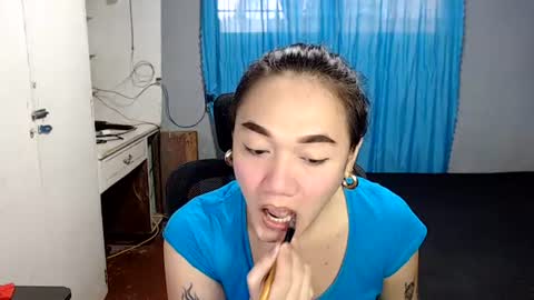 Snapshot of xxxsexydollxxx chatting on July 20, 3:10 am Melissa online show from July 20, 3:10 am