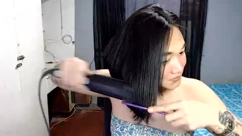 Snapshot of xxxsexydollxxx chatting on August 3, 9:04 am Melissa online show from August 3, 9:04 am
