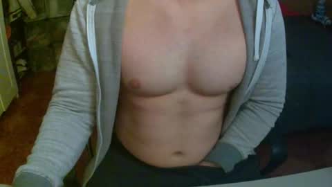 xxxsomethings online show from April 3, 11:25 pm
