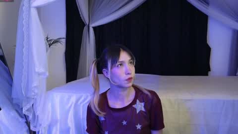 July and Fer online show from March 15, 9:04 am