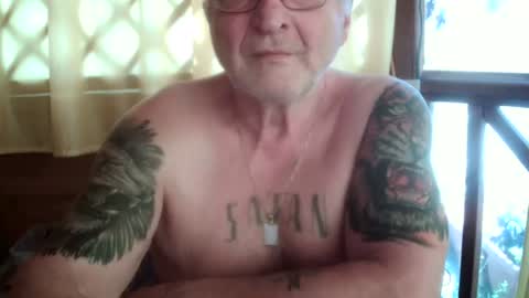 Snapshot of xxxxpeter55 chatting on August 1, 2:27 pm xxxxpeter55 online show from August 1, 2:27 pm