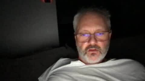 Snapshot of xxxxxdavexxxxx chatting on August 4, 8:33 pm xxxxxdavexxxxx online show from August 4, 8:33 pm
