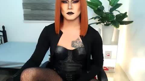 QueenMarina online show from March 1, 7:43 am