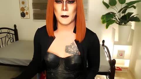 QueenMarina online show from April 22, 6:20 pm