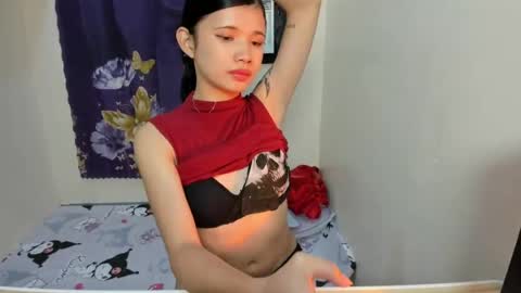 Snapshot of xyz_kiira chatting on July 2, 3:29 pm xyz_kiira online show from July 2, 3:29 pm