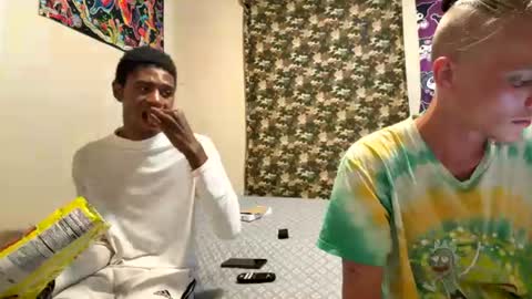 xzaviergray22 online show from July 13, 12:57 am