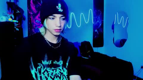 xzerox_ online show from September 10, 2:44 am