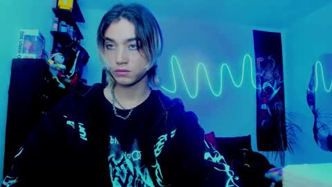 xzerox_ online show from September 21, 2:13 am