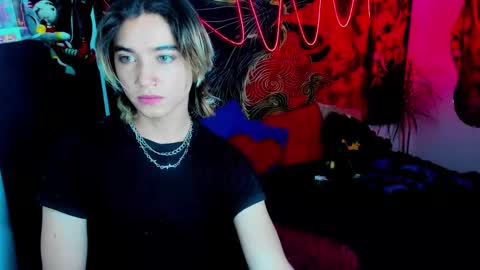 xzerox_ online show from September 27, 9:14 am