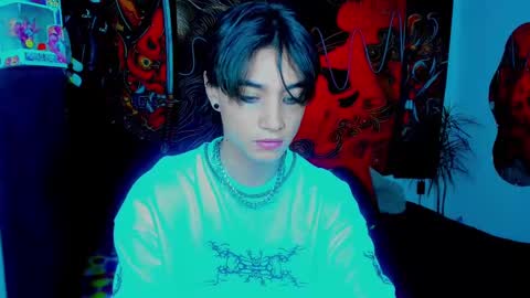 xzerox_ online show from October 18, 6:41 pm