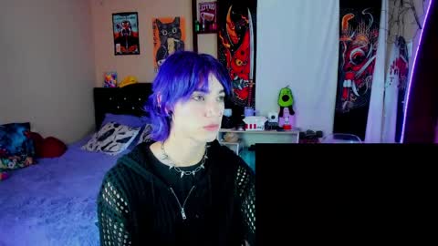 xzerox_ online show from April 22, 8:54 pm