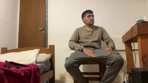 Snapshot of y0ungwithbrowndick chatting on August 8, 7:10 am BROWN DICK online show from August 8, 7:10 am