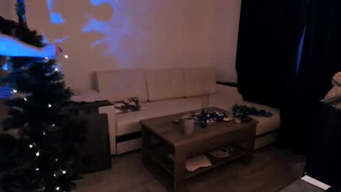 y0ursteve online show from December 17, 11:05 am