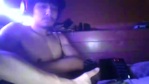 Snapshot of y640 chatting on November 13, 6:01 am y640 online show from November 13, 6:01 am