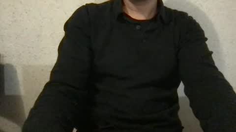 y961888 online show from March 31, 9:04 pm