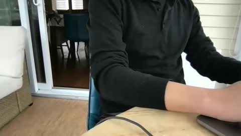 y961888 online show from April 1, 1:01 pm