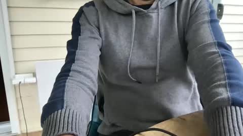 y964094 online show from May 8, 12:54 pm