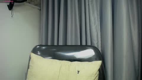 yazhini online show from April 20, 11:46 am