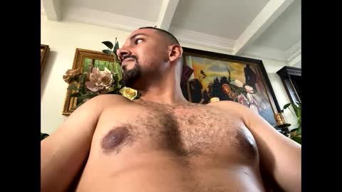  Yago Fox  online show from September 23, 8:45 pm