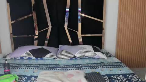 Yahaira online show from March 17, 3:37 pm